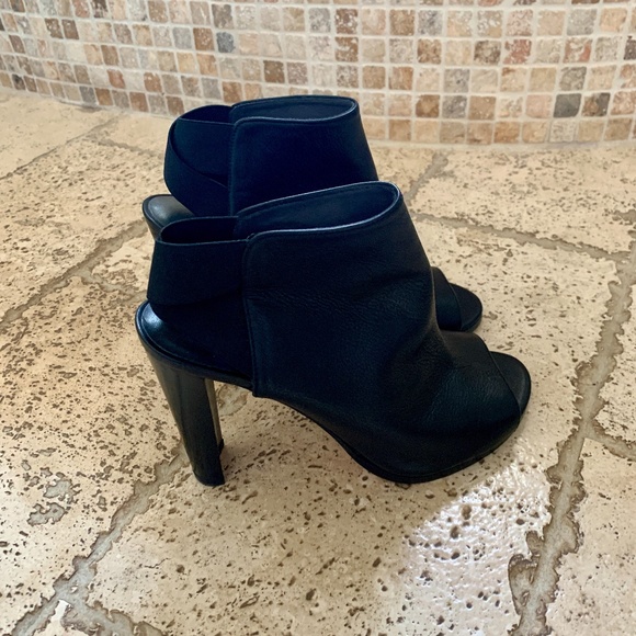 Stuart Weitzman Black  Open Boots...size 38 1/2 - Picture 2 of 5